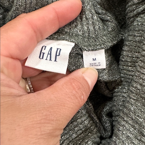 Gap Women’s Sz M Sweater Green-Gray Tunic Cowl Neck Lightweight Long Sleeve - Picture 6 of 7